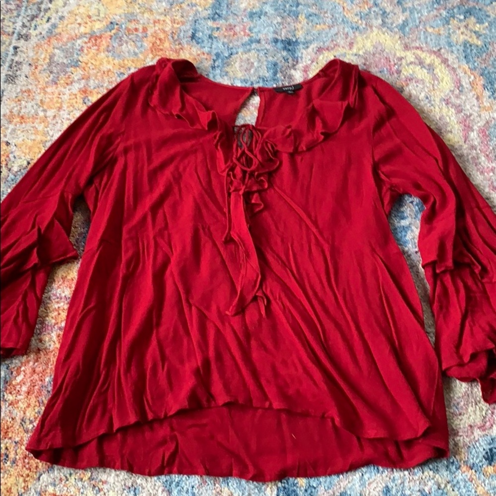 Fabulous red bell bottom sleeve blouse